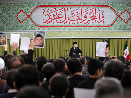 دیدار اقشار مردم به مناسبت چهل&zwnj;وهفتمین سالگرد پیروزی انقلاب اسلامی