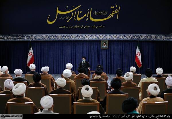 امام خامنه‌ای: سپاه اهتمام برای تقویت بنیه‌های معنوی و نظامی‌اش را مضاعف کند