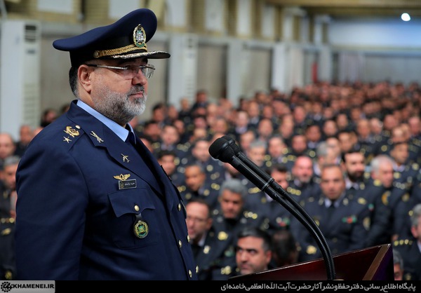 گزارش تصویری دیدار جمعی از فرماندهان نیروی هوایی با رهبر انقلاب