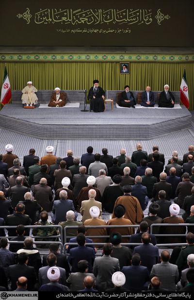 دیدار مسئولان نظام، نمایندگان و سفرای کشورهای اسلامی با رهبر انقلاب