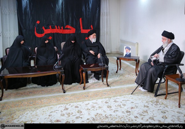 حضور در منزل رئیس‌جمهور شهید حجت‌الاسلام والمسلمین رئیسی